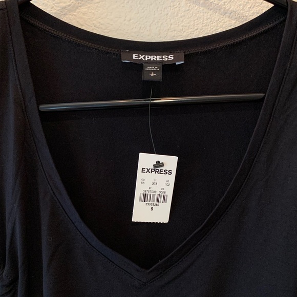 Express Ruched Tank - Picture 2 of 4